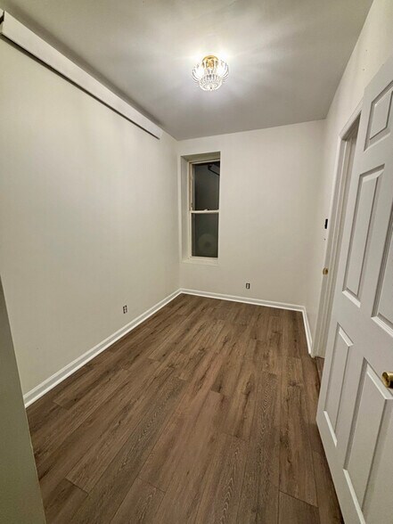 Building Photo - 149 Jay St