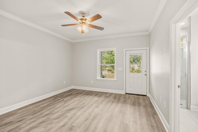Building Photo - 1460 Willow Bend Way