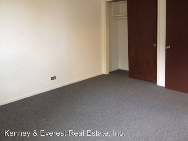 Building Photo - 2 br, 1 bath House - 2701 Ridge Rd #304