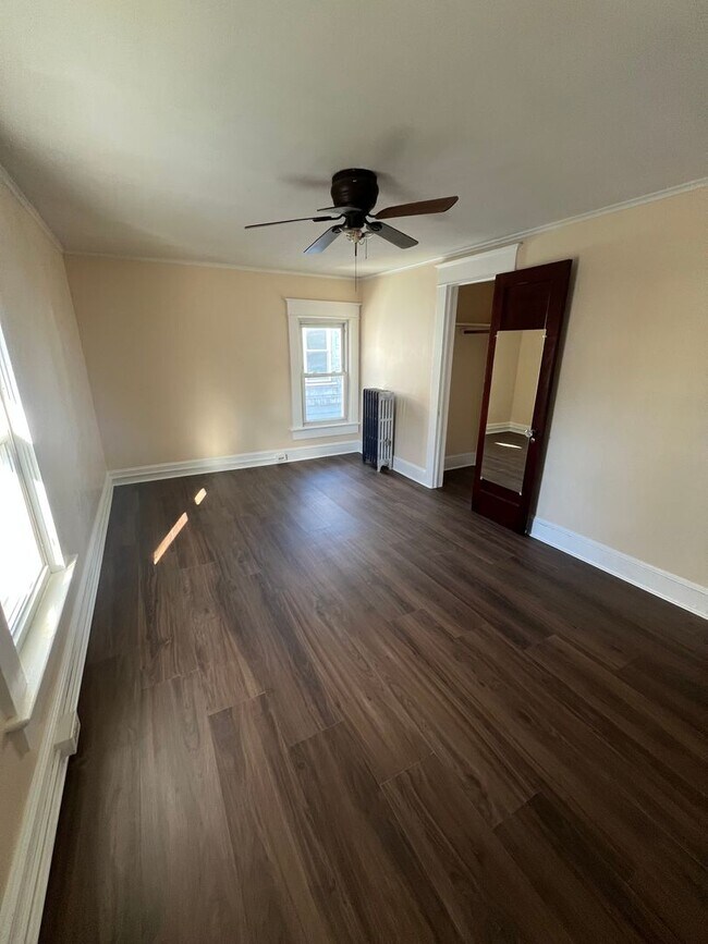 Building Photo - Large 3 Bed/1 Bath Scranton Single Family ...