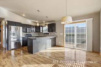 Building Photo - 6950 Manchester St