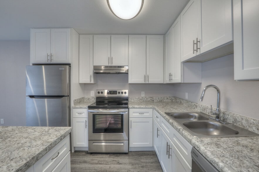 Renovated - Axis Apartments