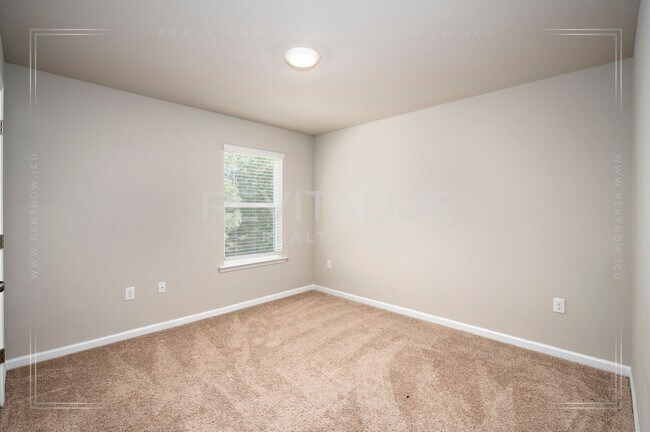 Building Photo - Dream 2-Story 5 BD 3 BA House in Spanish Fort!