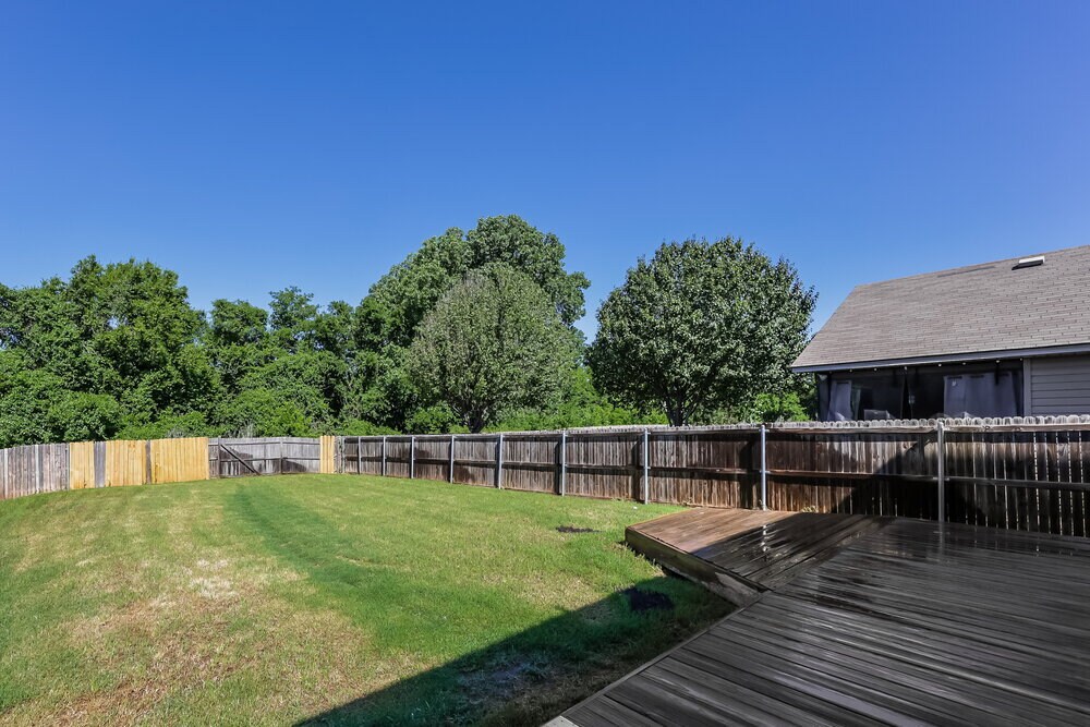 Building Photo - 5021 Britton Ridge Ln