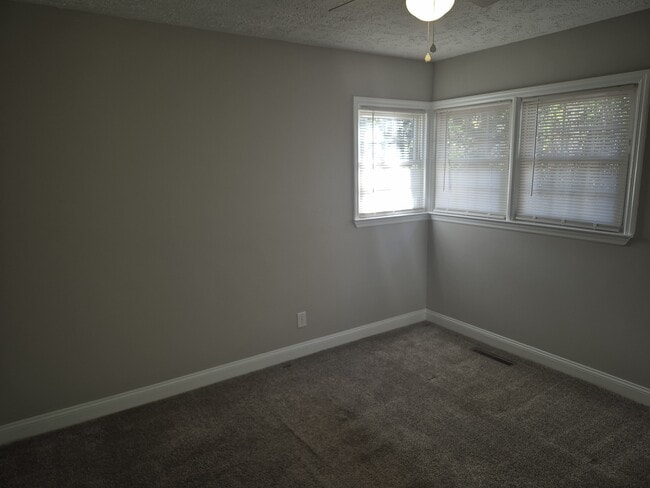 Building Photo - 1120 Wellons Dr