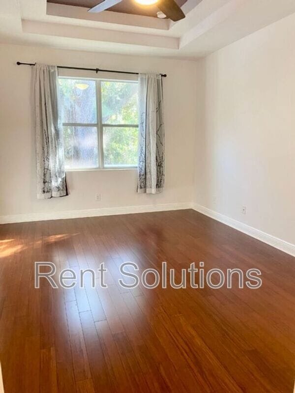 Building Photo - 7506 S West Shore Blvd