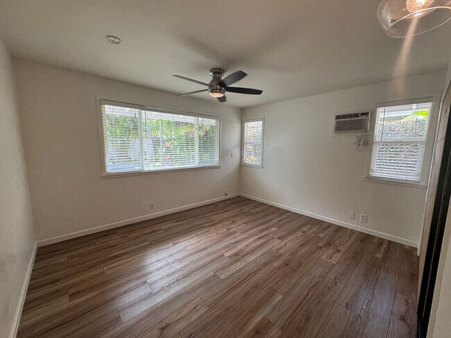 Building Photo - 279 Hamakua Dr