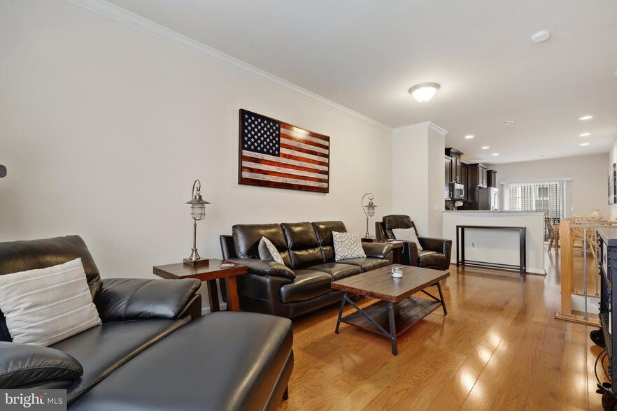 Building Photo - 205 Woodstream Blvd