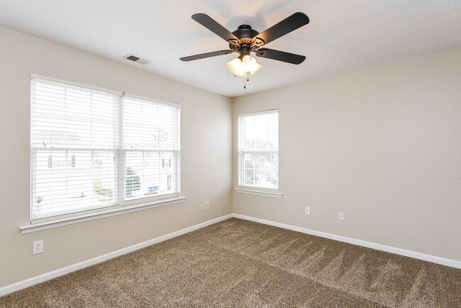 Building Photo - 3575 Futura Ln