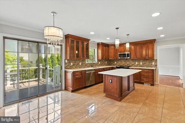 Building Photo - 1562 Kingstream Cir