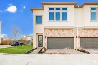 Building Photo - 152 Knightsbridge Park Ln