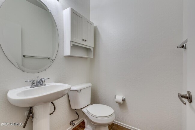 Building Photo - 16003 N Cristine Ln