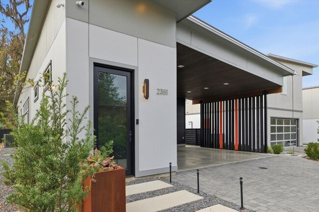 Building Photo - 2351 Lake Hall Rd