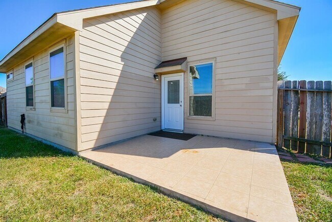 Building Photo - 20610 Hawkins Manor Ln