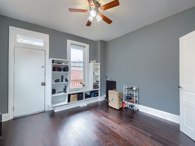 Building Photo - 1640 N 3rd St