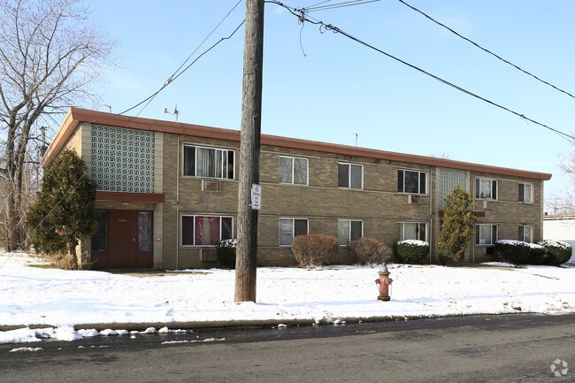 Building Photo - 1342-1346 W 114th St
