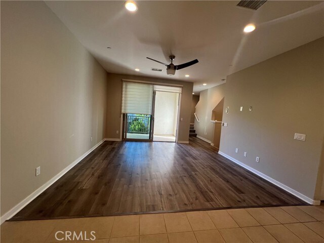 Building Photo - 177 Magnet