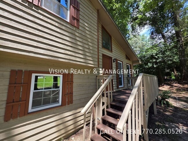 Building Photo - 155 Pine Hill Dr