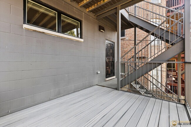 Building Photo - 4402 S Prairie Ave