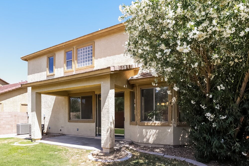 Building Photo - 3933 E Bridgeport Pkwy