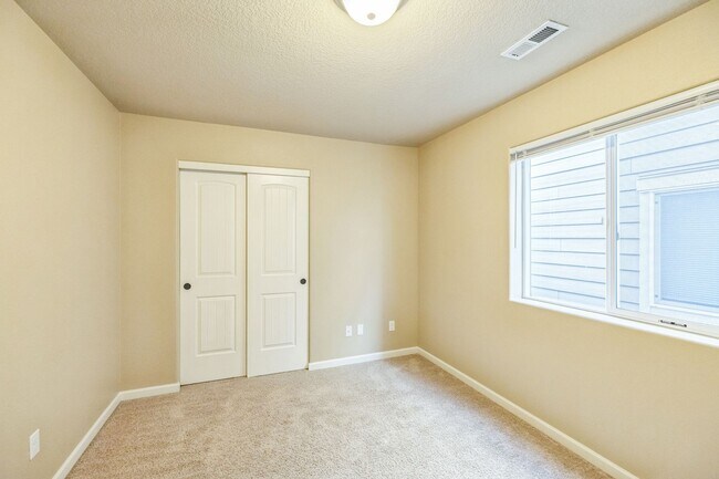 Building Photo - 2503 Carson Loop
