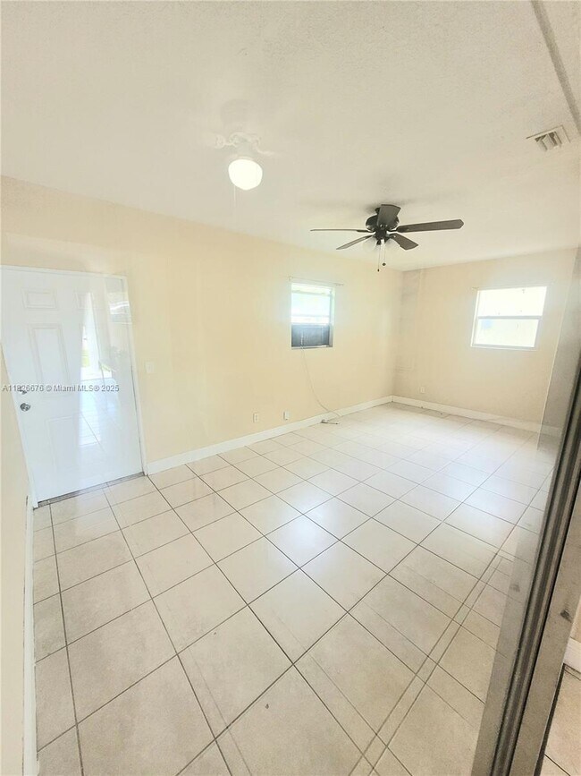 Building Photo - 1235 NW 58th Ave