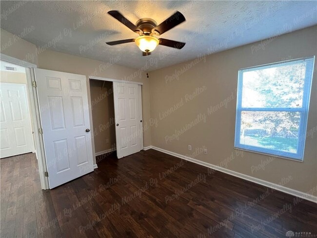 Building Photo - 1131 Windsong Trail
