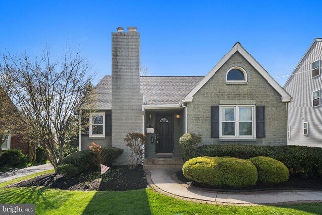 Building Photo - 1701 Butler Pike