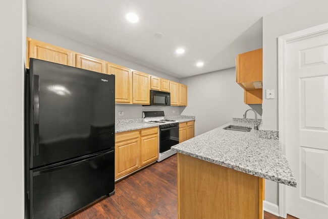 Building Photo - 120 Iliad Dr
