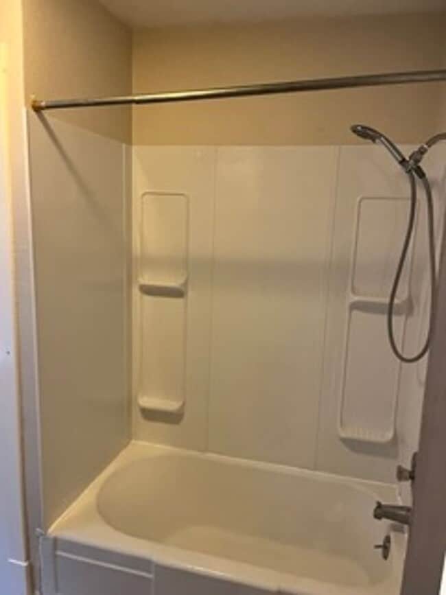 Building Photo - 1 bedroom in North Spokane!