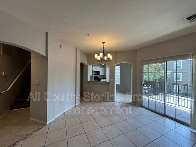 Building Photo - 132 Vista Verdi Cir