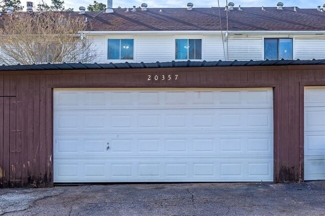 Building Photo - 20357 Fieldtree Dr