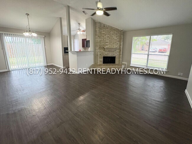 Building Photo - 18102 Twin Creek Dr