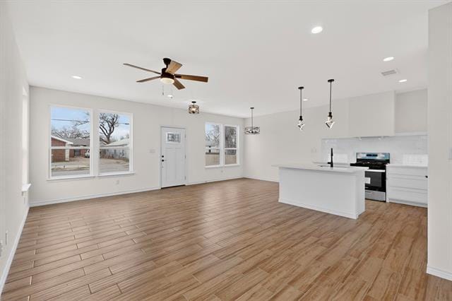 Building Photo - 1610 Life Ave