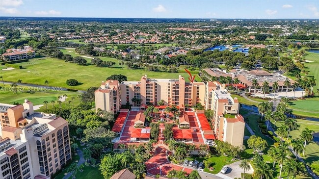 Building Photo - 7145 Promenade Dr