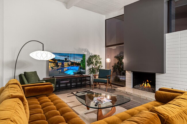 Building Photo - 1986 Yucca Pl