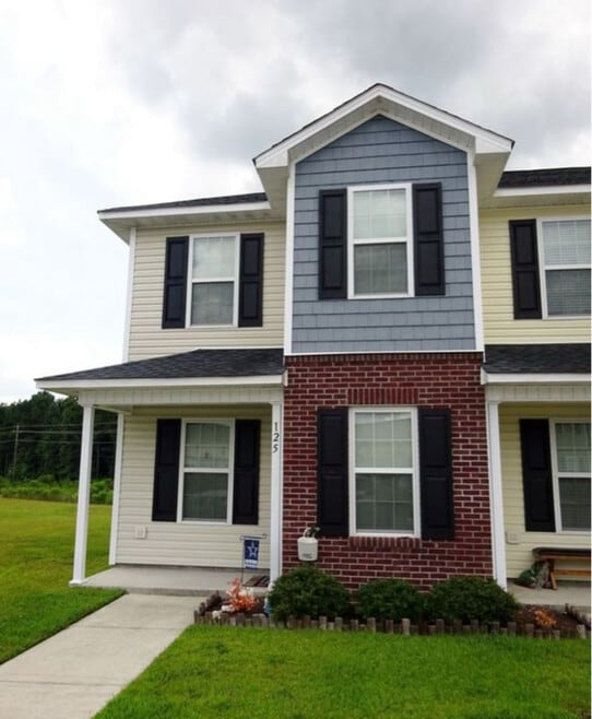 Building Photo - 125 Glen Cannon Drive