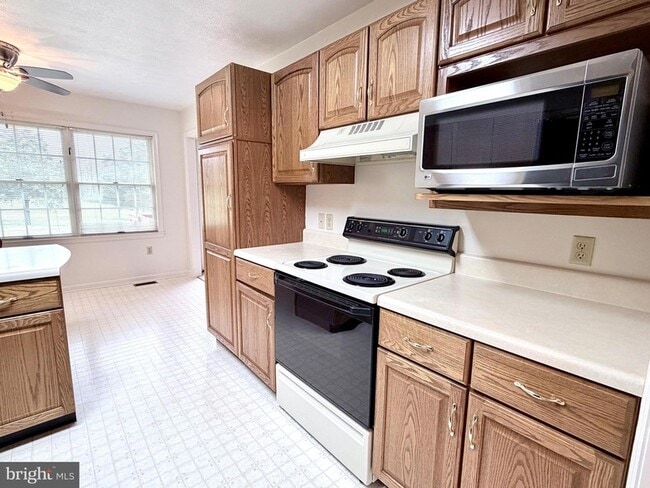 Building Photo - 78 Brook Creek Rd