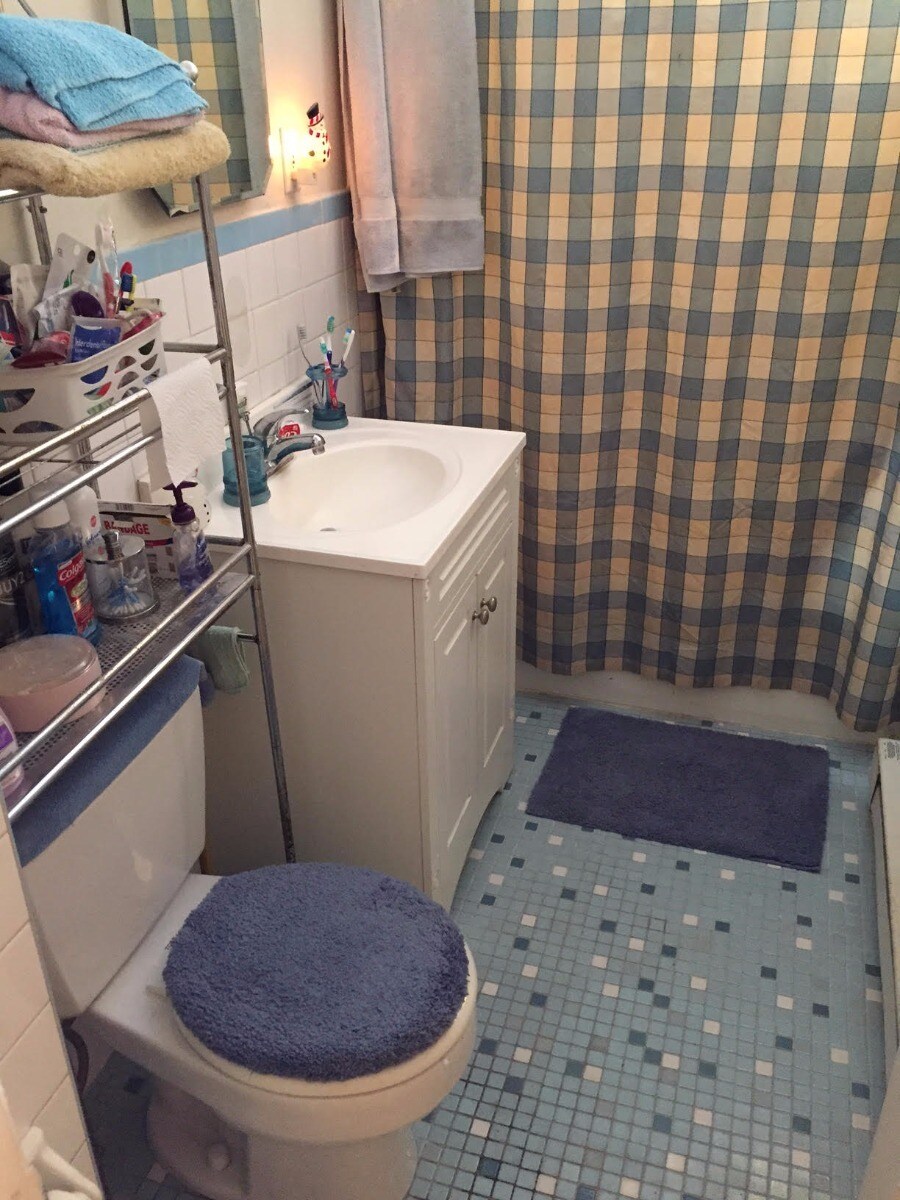 Building Photo - 10 Buckley Ave