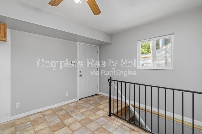 Building Photo - 10423 Balmoral Dr
