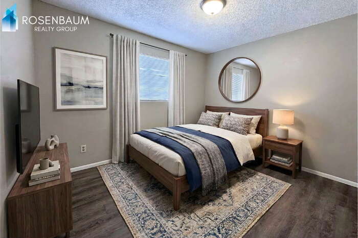 Building Photo - 1741 E Pepper Cir