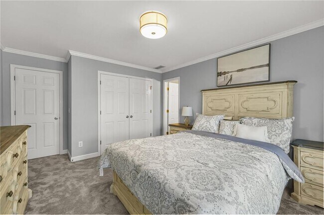 Building Photo - 9800 Foxworth Dr