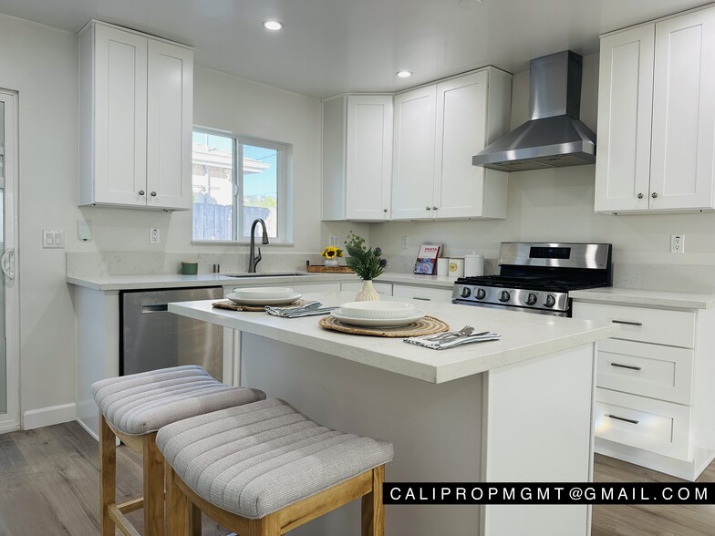 Primary Photo - 2709 W Avenue 30