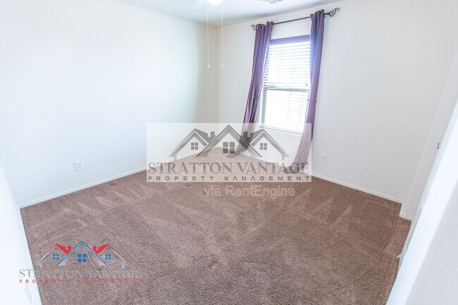 Building Photo - 21139 E Cherrywood Dr