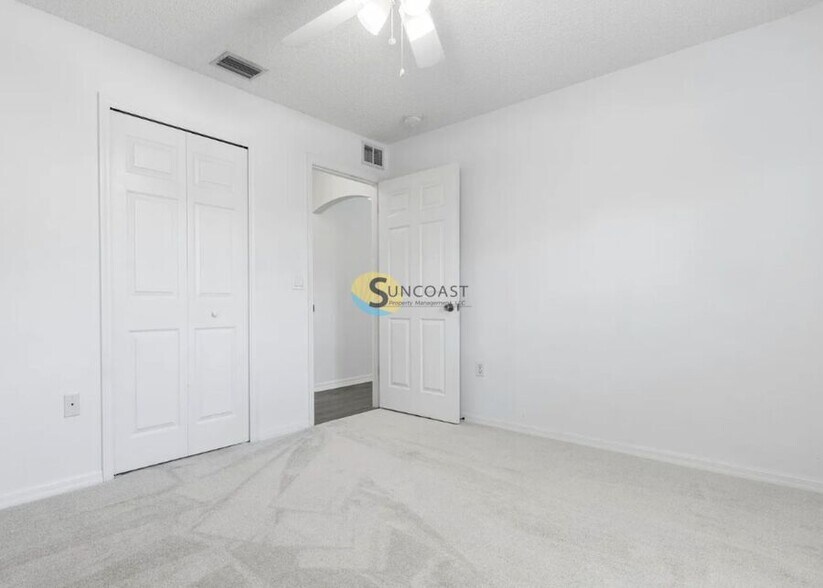 Building Photo - 61 Raleigh Dr