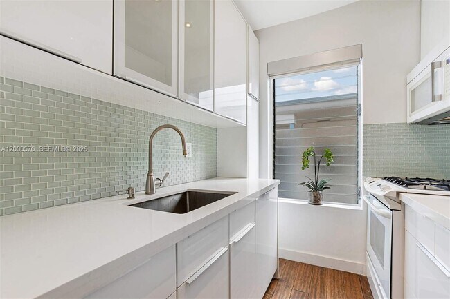 Building Photo - 1050 Pennsylvania Ave