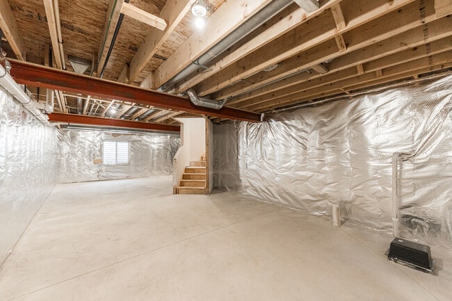 Building Photo - 1125 Juniper Dr
