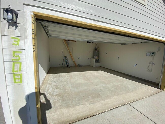 Building Photo - 3508 Lodgepole Dr