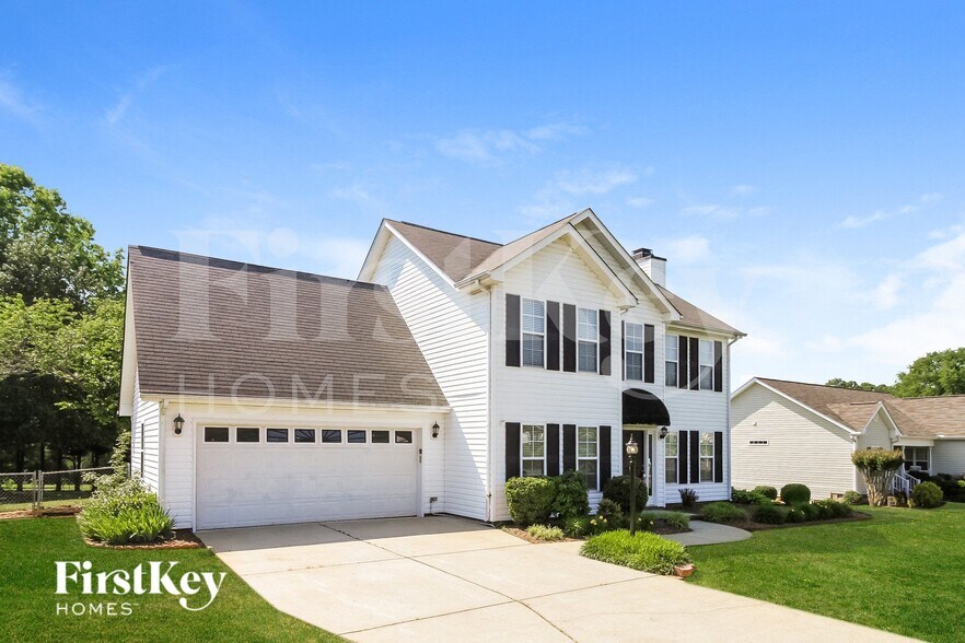 Building Photo - 6011 Hickory Creek Rd