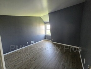 Building Photo - 8842j N 95th St